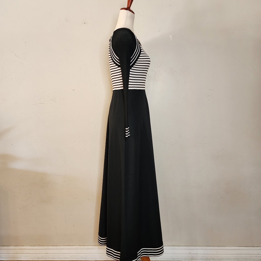 Vintage 70's Mod Black and White Maxi Dress by Destinations at Bonwit Teller - Picture 7 of 13